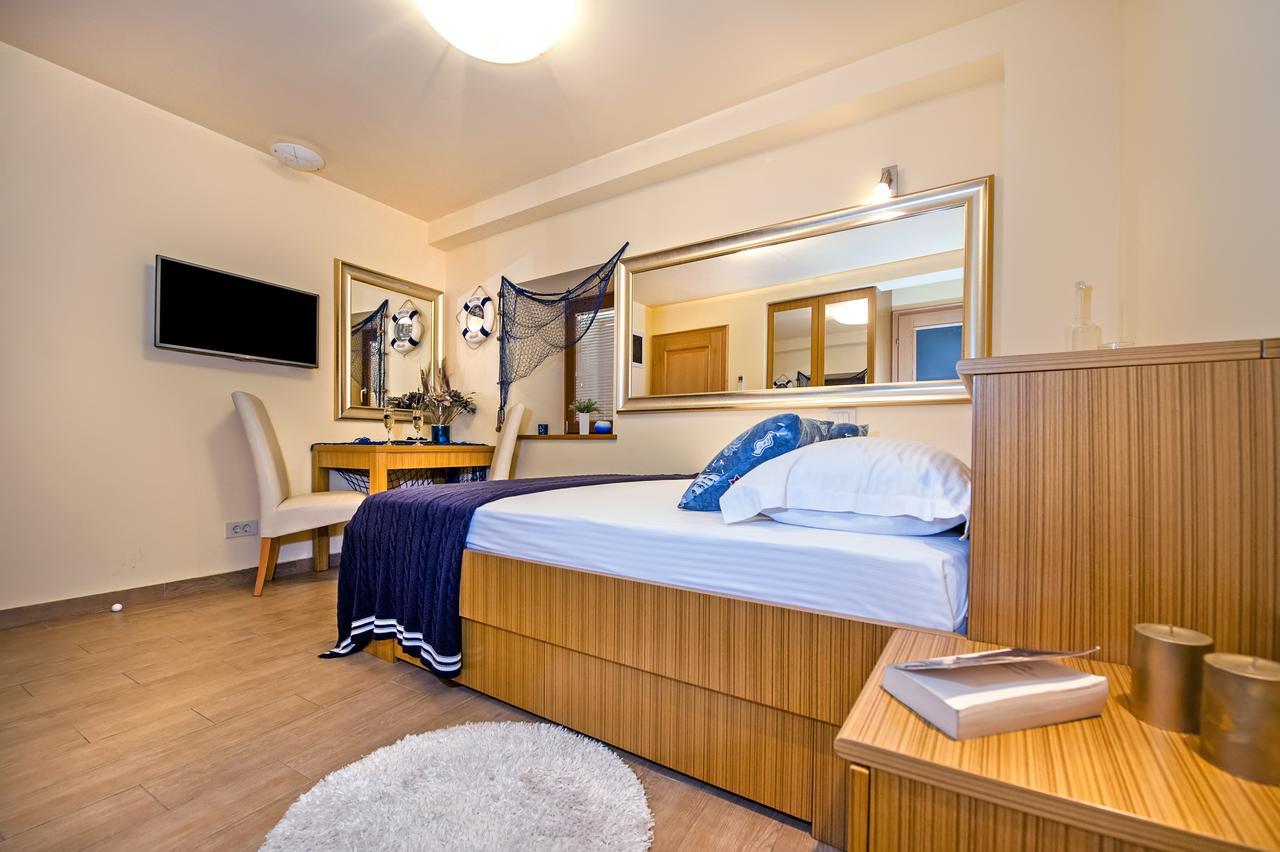 Guest House Golden Goose Rovinj Exteriör bild