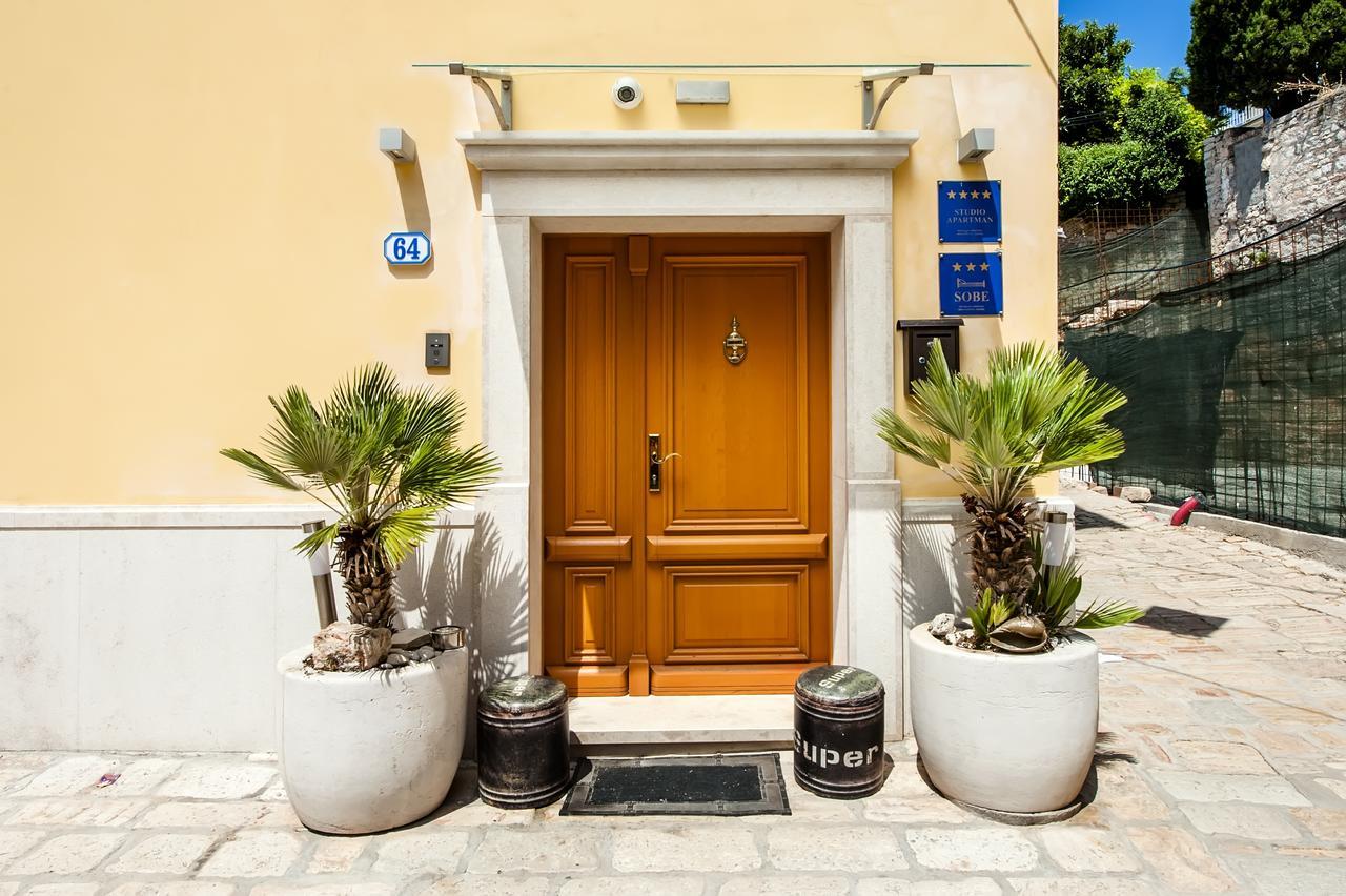 Guest House Golden Goose Rovinj Exteriör bild
